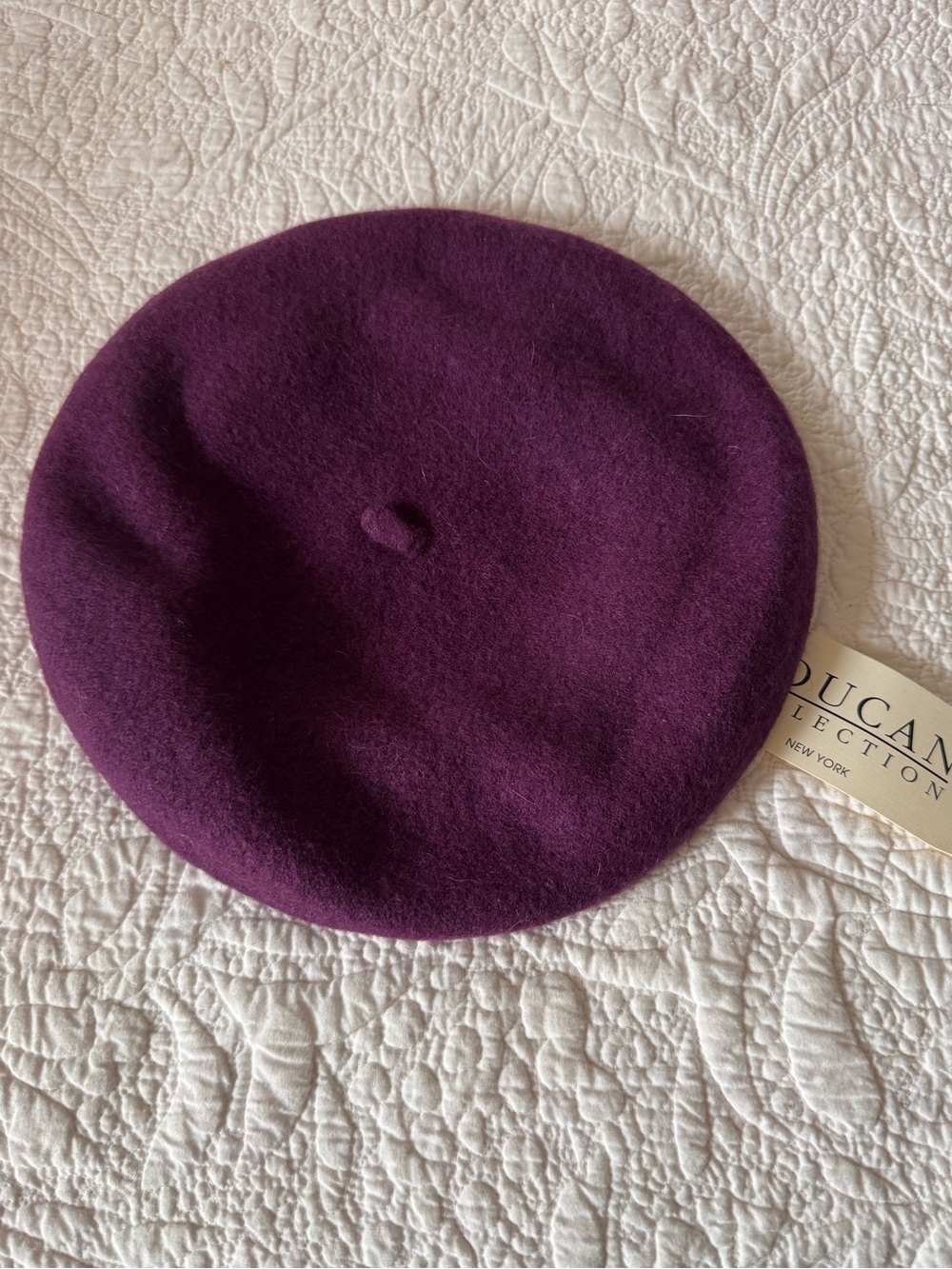 Toucan collection beret, NWT